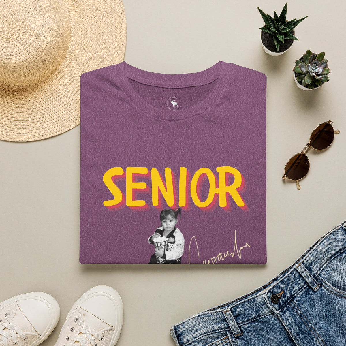 Senior 2027 T-Shirt — Retro Bold Graduation Tee